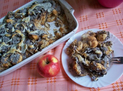 ALMÁS MÁKOSGUBA SÜLVE RECEPT