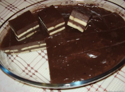 Csokis kekszes édesség recept