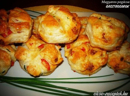 Magyaros pogácsa recept