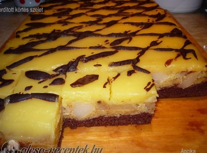 Fordított körtés süti fanta takaróval recept