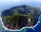 Japanese island in the Philippine Sea-Photograph by MHARADA on Panoramio