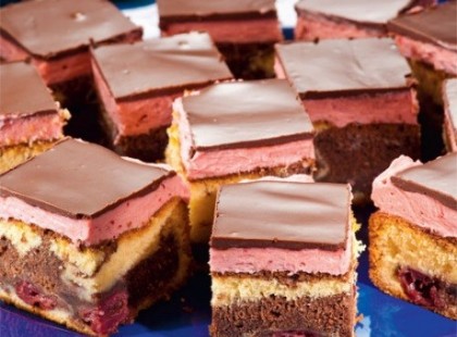 Meggyes csokis sütemény recept