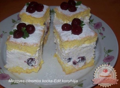 MEGGYES-CITROMOS KOCKA• Szemet gyönyörködtető kockák, isteni finom lehet ez a szépséges puha, krémes sütemény!