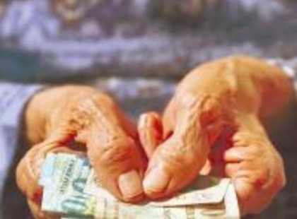 Jó hír a nyugdíjasok számára! Egyszeri segély nyugdíjasoknak-mód van a háromszoros összeg, azaz 85 000 forint odaítélésére is.