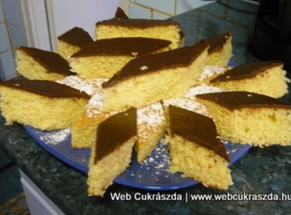 Könnyű kókuszos kevert süti