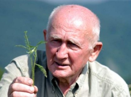 Petróleummal is lehet gyógyítani a rákot – a bükki füvesember Egerben