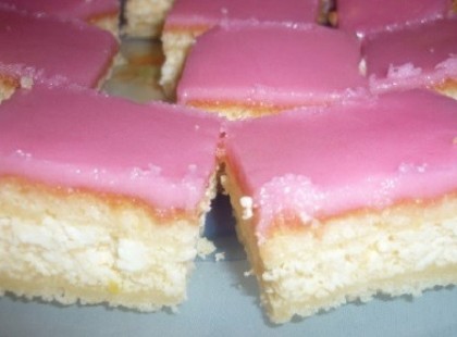 Citrommázas túrós süti