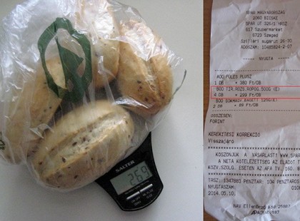 Négy zsemle 1200 forintért a Sparban?