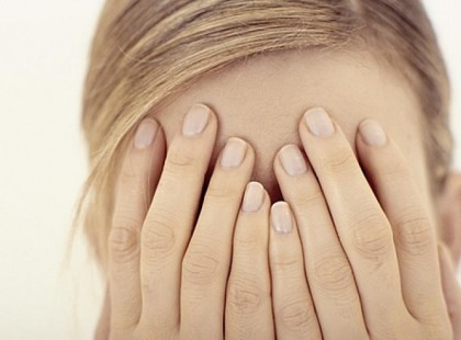 EZEK A RÁK KORAI JELEI! HA ÉSZREVESZED MAGADON, AZONNAL MENJ ORVOSHOZ!