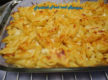 Különleges sajtos-tejszínes tészta, vacsi 20 perc alatt! Az olvadozó sajt mennyei finom!