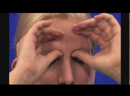 Látásjavító szemmasszázs: Kínában már kötelező az iskolában