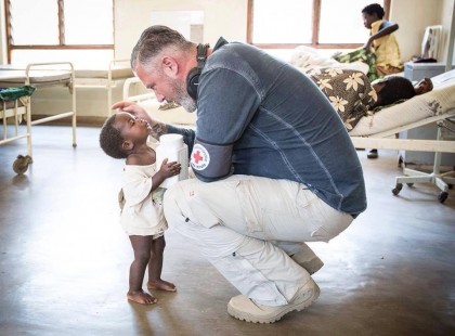Arról, hogy a legnagyobb erősségünk az emberség