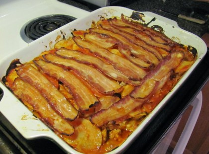 Rakott csirkemell baconnel – mennyei tápláló finomság!