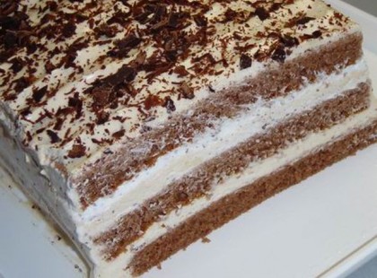 Finom mokkatorta-A kávé és a mascarpone kellemes egyvelegéből csodás, krémes sütemény születhet.