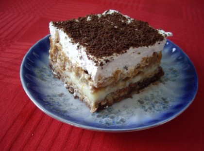 Almás-csokis sütemény sütés nélkül! Krémes és habos, ez maga a mennyország!