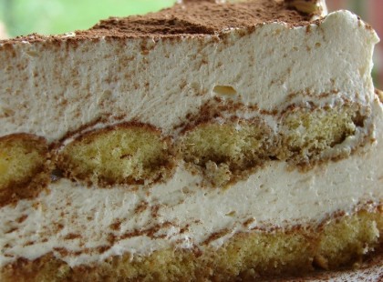 Tiramiszu szelet, nem a megszokott recept! A krém csodás és nem esik össze, gyorsan elkészül!