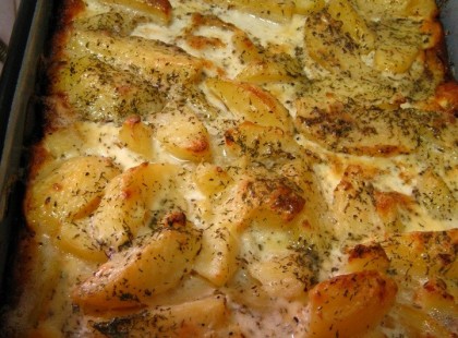 Rozmaringos burgonya a sütőből – finomság a hideg napokra