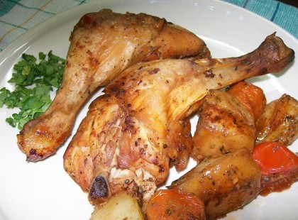 Csirkecombok vajban sütve mennyei fűszerezéssel – szuper finomság!