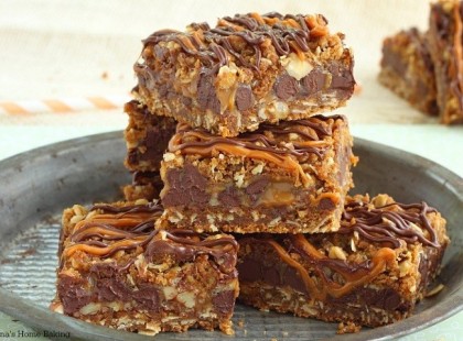 Bombajó csokis-karamellás süti. Azt hiszem erre mondják: ellenállhatatlan :-)