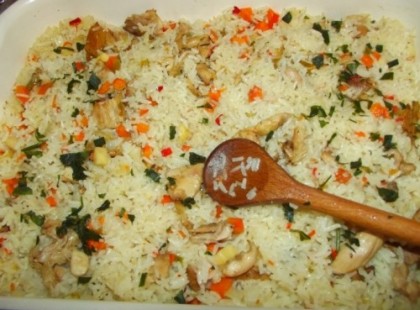 Zöldséges húsos rizs a sütőből – mennyei ízvilág