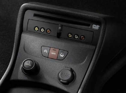 2015-OKTÓBERTŐL KÖTELEZŐ VÁLTOZÁS JÖN AZ AUTÓSOKNAK! Több, mint 30 ezer forintodba fog kerülni az új készülék és előfizetési díjat is kell majd fizetned érte, de akár az életedet is megmentheti! Itt vannak a részletes információk:Osszátok meg kérlek Ti is, mert ez minden autóst érint! Köszönöm!