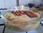 Erdélyben szinte mindennapi finomság, Magyarországon alig ismerik! Mi megmutajuk ezt a fenséges receptet: Erdélyi juhtúrós rakott puliszka