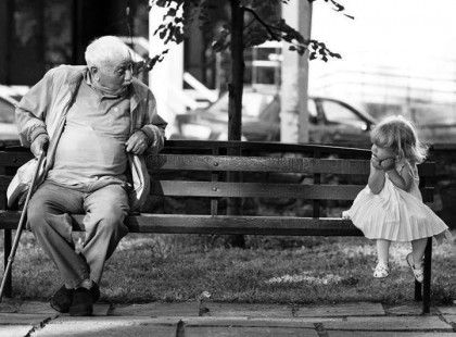 Egy este egy unoka a nagyapjával beszélgetett…