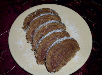 Keksztekercs másképp – ha már unod a fekete-fehér verziót, és ha jobban kedveled kevésbé édes krémmel