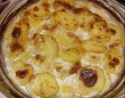 Sajtos, baconos rakott krumpli