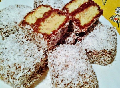 Kókuszkocka csoki krémmel töltve