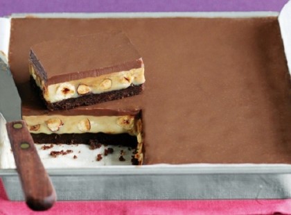 Csokoládés karamell torta sütés nélkül, jobb mint a bolti csokik! :)