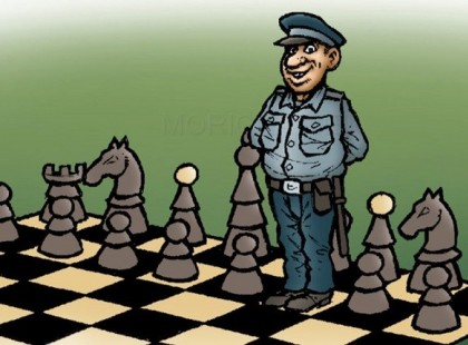 Pistike kimegy a piacra és almamagot árul. Odamegy a rendőr: – Mit árulsz, fiacskám? – Almamagot. Nagyon jót tesz az agyműködésnek! – És mennyibe kerül? – 500 forint egy zacskóval, 10 db van benne. A rendőr meg is veszi és elmegy, de aztán 5 perc múlva vörös fejjel jön vissza: – Te büdös kölyök, átvertél! Ennyi pénzért annyi almát vehettem volna, amennyiben többször ennyi mag van! – Látja milyen gyorsan hat az almamag?:)