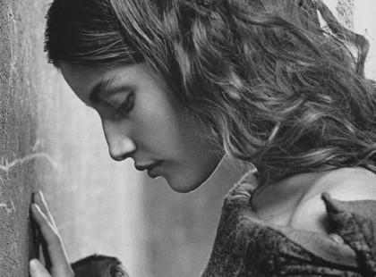 Meg kell találnod igazi arcodat. És, főleg, vissza kell nyerned az erődet!