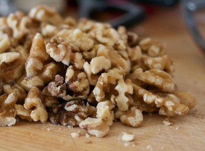 Napi 15 szem dió javítja az emésztést, a fekélyt, hasmenést és csökkenti a koleszterinszintet