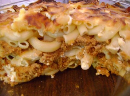 Tejfölös-húsos rakott tészta