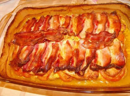 Bacon tetős rakott csirke