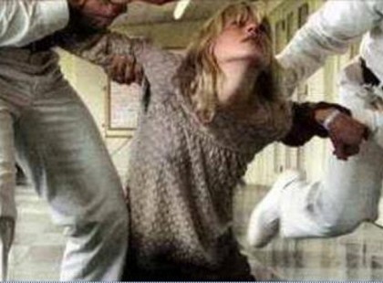 Szedi áldozatait a biofű azaz Spice - Terjed a biofű a fiatalok körében. A fogyasztók átlag életkora 13-18 év között van. Nem kizárt, hogy halállal végződik a használata! Figyelj oda gyermekedre!-Oszd meg légyszives Te is, mert sok szülőnek fontos és új lehet a cikkben szereplő információ!