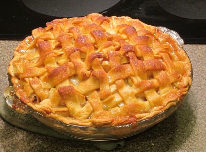 Azért hívják varázslatos tésztájúnak ezt a pitét, mert szinte magától elkészíti magát, nem kell vele sokat vesződni :-) Imádom :-) avagy Varázslatos tésztájú almás pite. Egyszerűen szuper ez a recept :-)