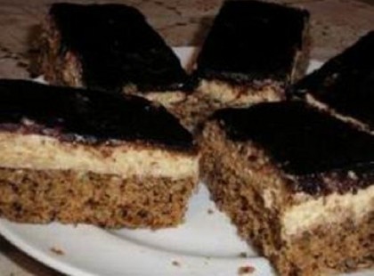 Diós krémes sütemény - eszméletlenül finom... - nagyon bevált, szinte pillanatok alatt elfogyott