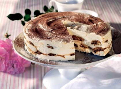 Fincsi és gyors süti, ínycsiklandóan habos. Ha nincs kedved sütni, próbáld ki ezt a receptet!