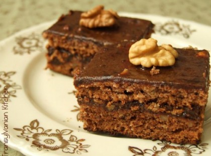 Kavart csokis – diós sütemény, a nagyi receptje alapján! Mennyei finomság!