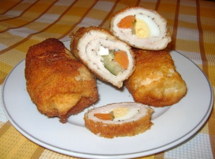 Töltött csirkemell, mutatós étel villámgyorsan! Ínyenc falatok! :)