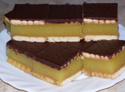 Almás kekszes – finom sütemény sütés nélkül