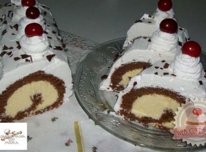 Csokoládés-kókuszkrémes tekercs recept