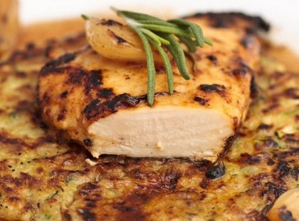 Mustáros-fokhagymás mártásban sült csirke