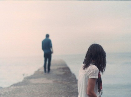 Soha nem szabad visszamenni ahhoz, akitől egyszer véglegesen elment az ember. Ez életszabály. Nagyon kevés életszabály van. Ez az egyik.