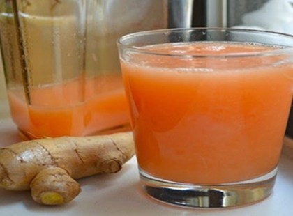 A sztárok titkos itala, amitől olvad a narancsbőr és a zsír