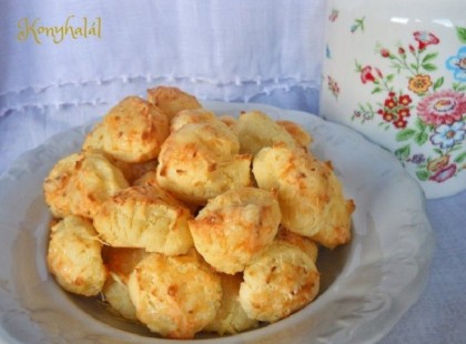 Szuperfinom sajtos túrófánk sütőben!