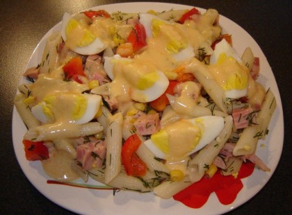 Csábító tésztás falatok – pillanatok alatt! Laktató és ízletes vacsi könnyedén! :)