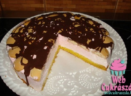 Málnás joghurtos-babapiskótás torta